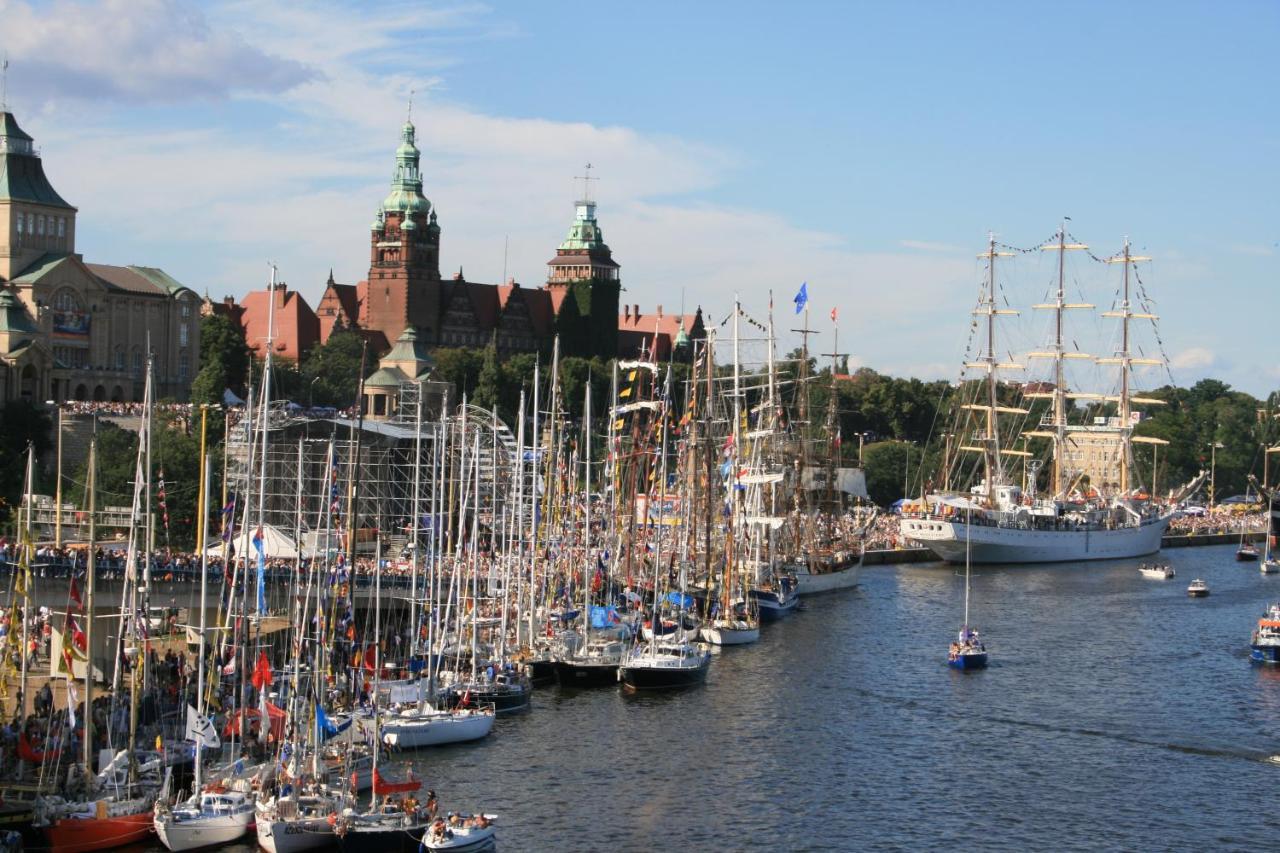 Studencki Dom Marynarza Pasat Szczecin Exterior foto