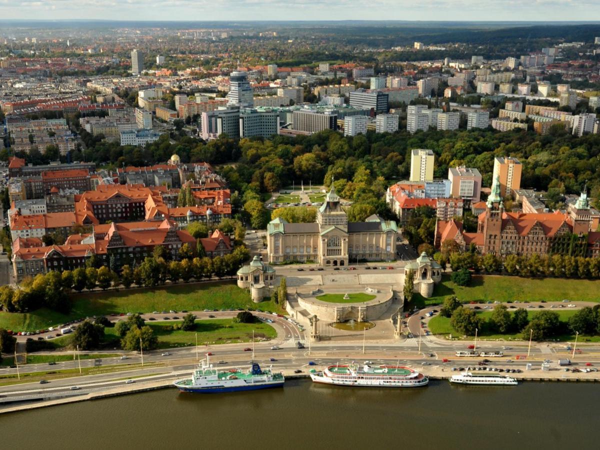 Studencki Dom Marynarza Pasat Szczecin Exterior foto