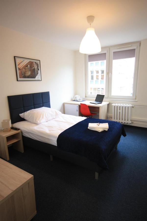 Studencki Dom Marynarza Pasat Szczecin Exterior foto